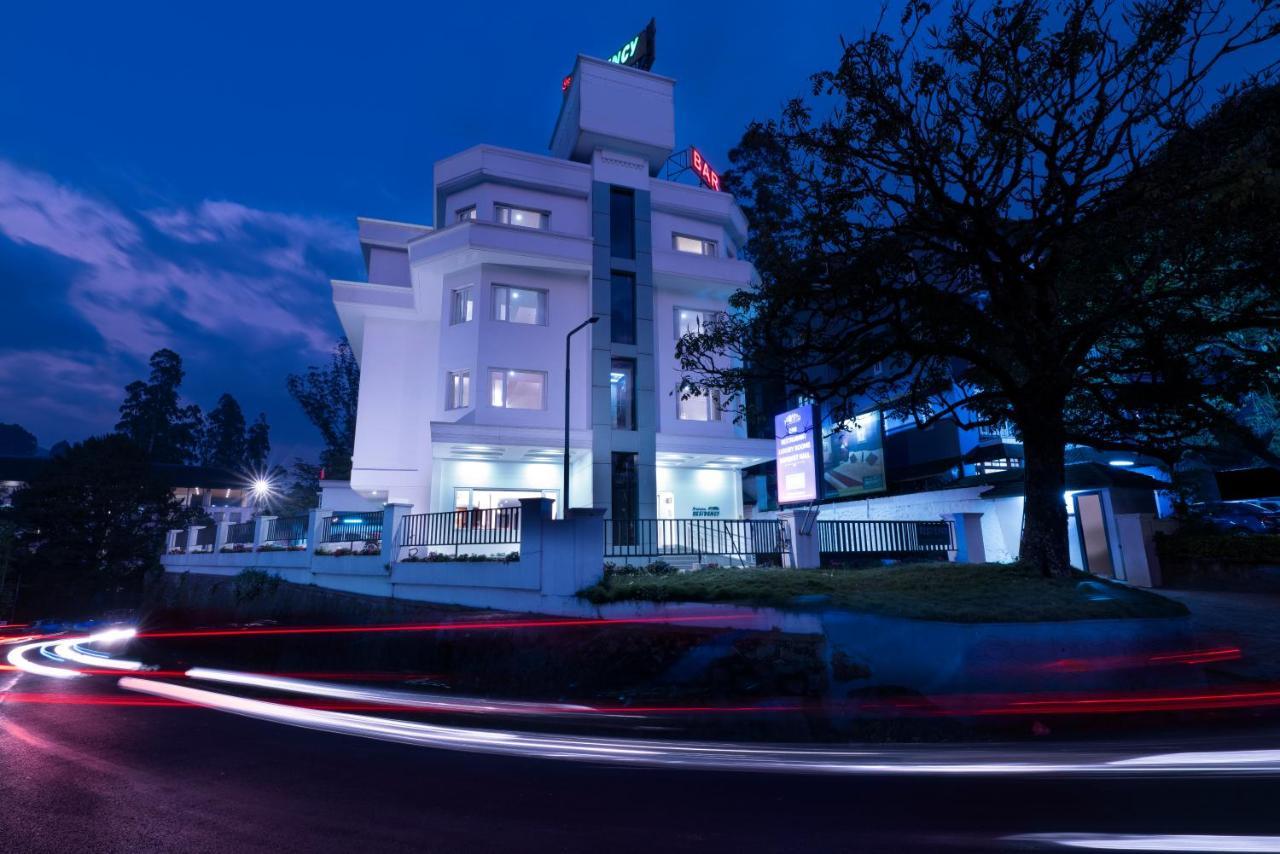 Issacs Residency Hotel Munnar Exterior photo