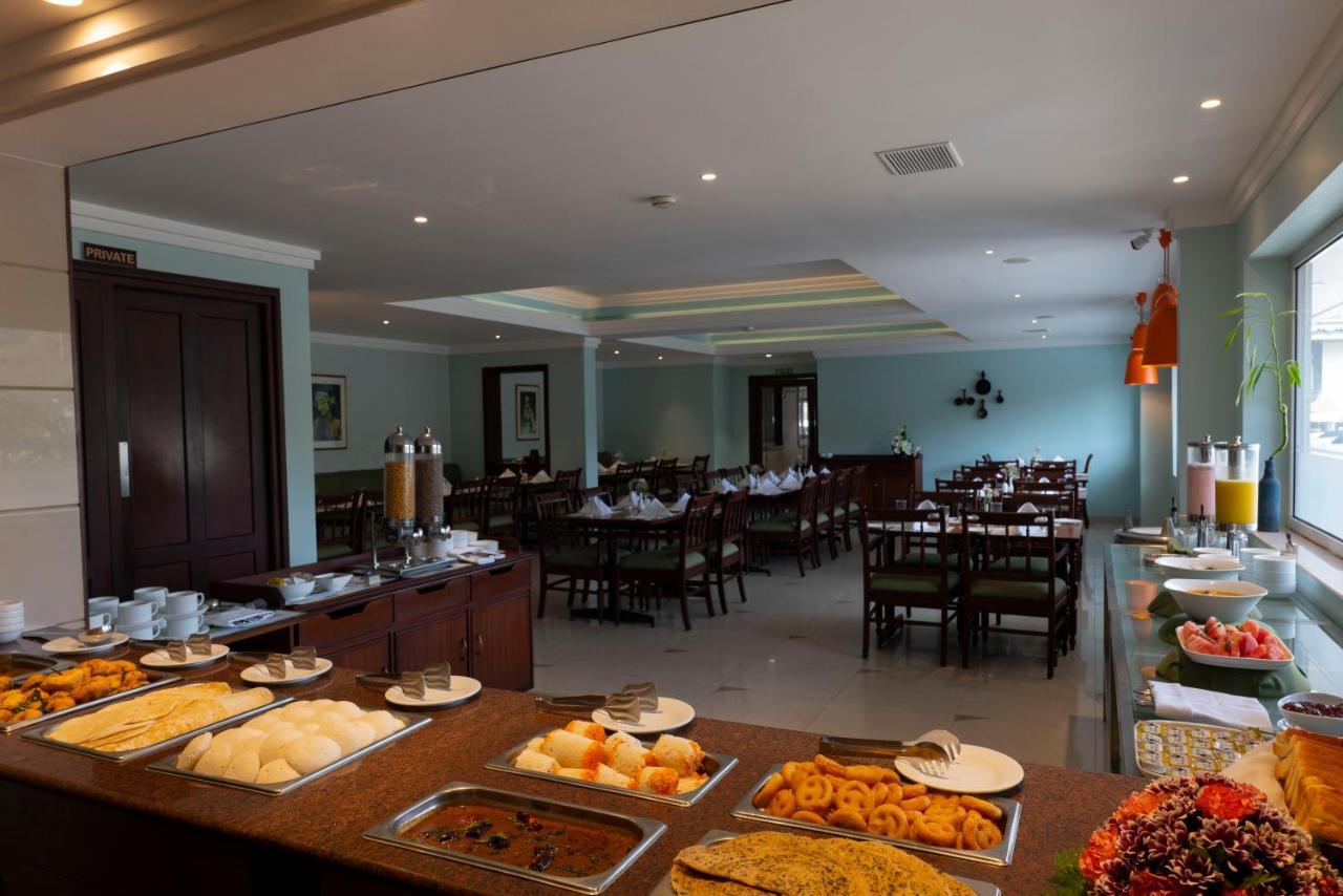 Issacs Residency Hotel Munnar Exterior photo