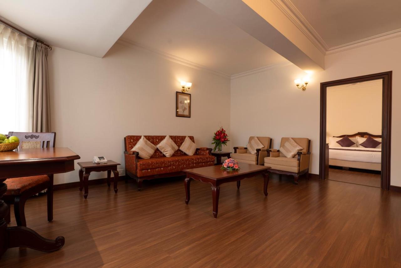 Issacs Residency Hotel Munnar Exterior photo