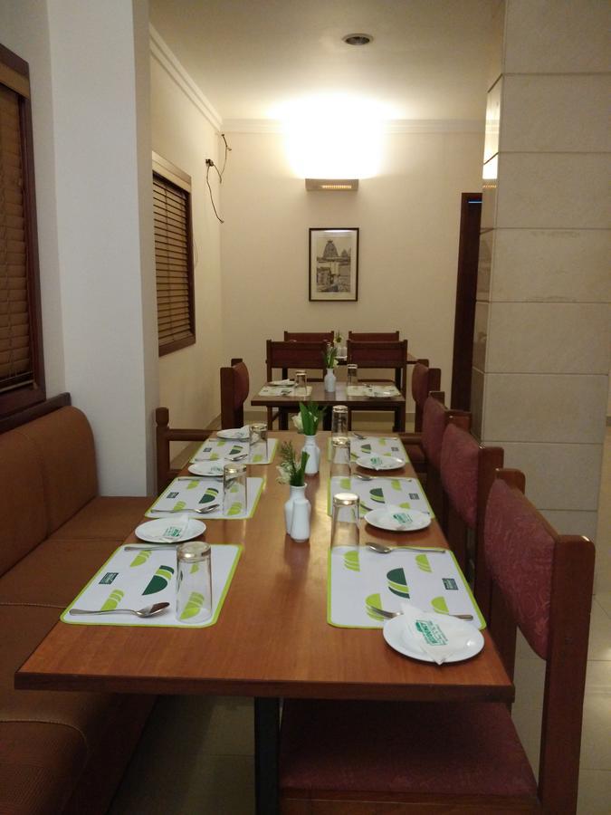 Issacs Residency Hotel Munnar Exterior photo