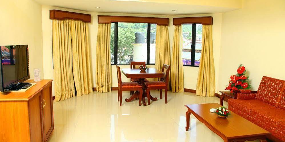 Issacs Residency Hotel Munnar Exterior photo